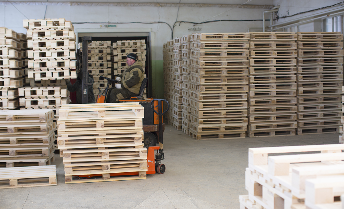 Открываем бизнес на производстве деревянных поддонов