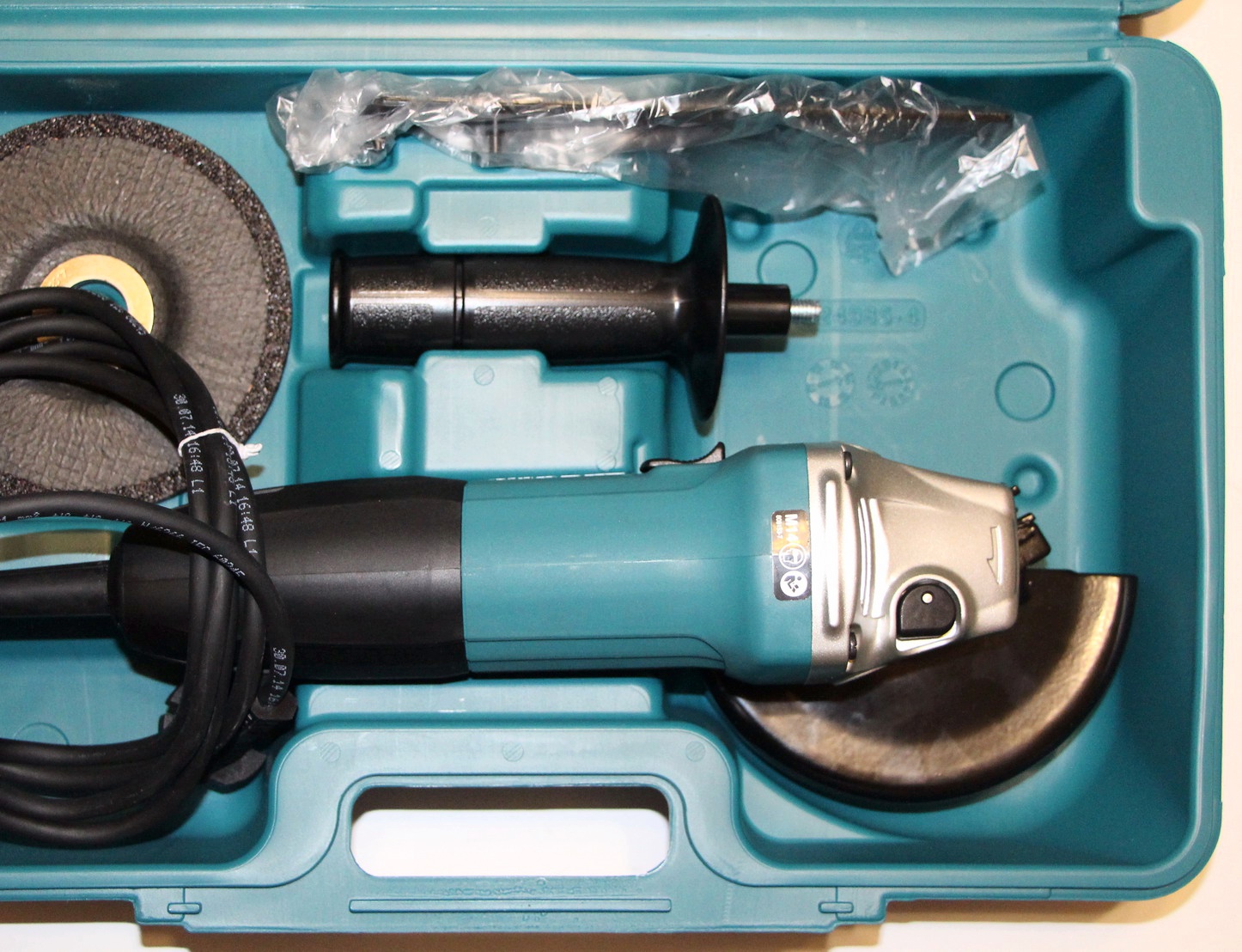 Makita ga5030